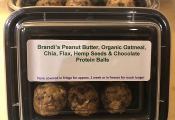 Peanut Butter, Oatmeal & Chocolate Chip Protein Balls Peanut Butter, Oatmeal & Chocolate Chip Protein Balls