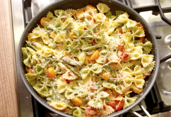 Bowtie Primavera with Bowtie Pasta, Mushrooms, Asparagus & Zucchini