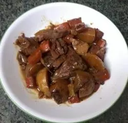 Pot Roast with Baby Red Potatoes and Carrots