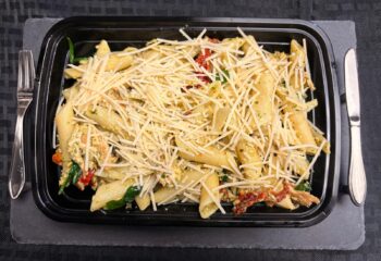 FIT - Lemon-Garlic Chicken Penne with Pesto and Spinach