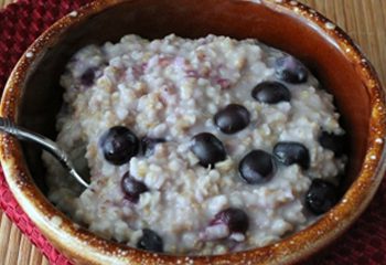 Steel Cut Oats with Blueberries